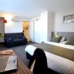 Sure By Western Nantes 3*