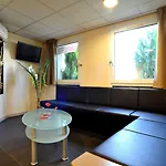 Sure By Western Nantes 3* Saint-Herblain