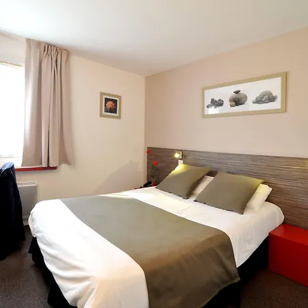 Sure By Western Nantes Hotel