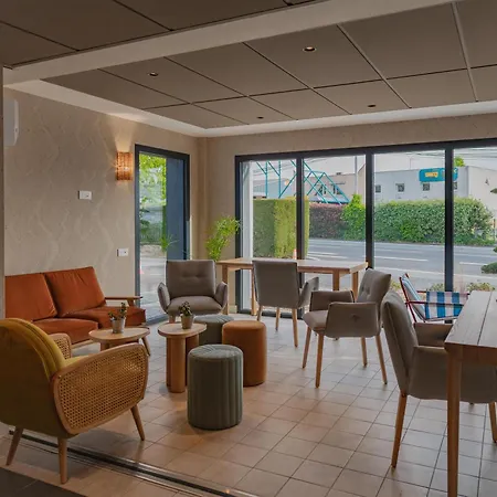 Sure By Western Nantes 3*