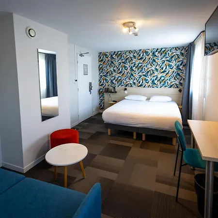 Hotel Sure By Western Nantes 3*