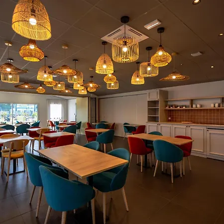 酒店 Sure By Western Nantes 圣埃尔布兰