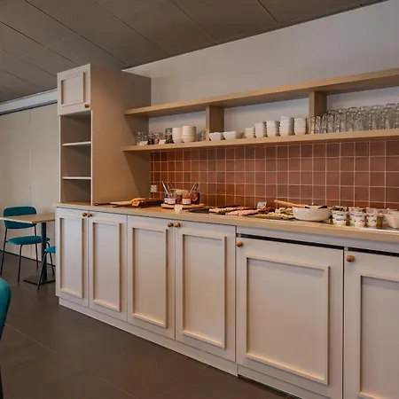 Sure By Western Nantes 3* Saint-Herblain