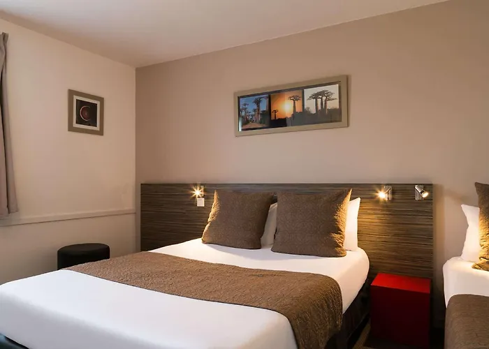 Sure By Western Nantes 3*