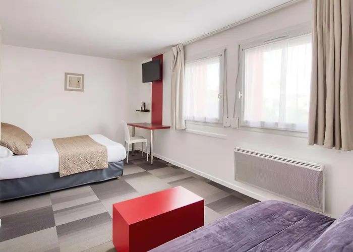 Sure By Western Nantes Hotel 3*