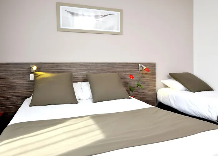 Hotel Sure By Western Nantes 3*