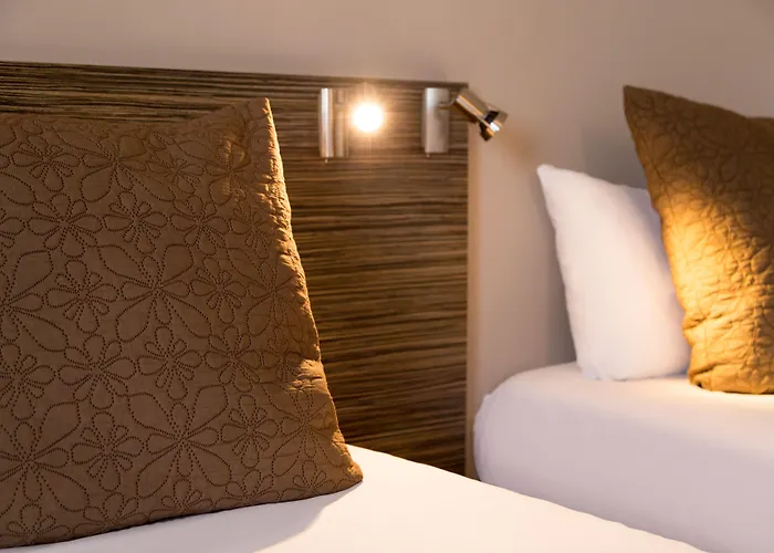 Hotel Sure By Western Nantes