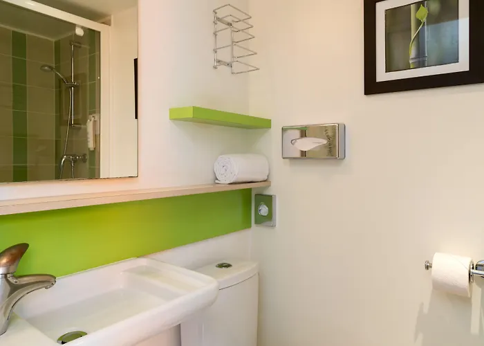 Sure By Western Nantes Hotel