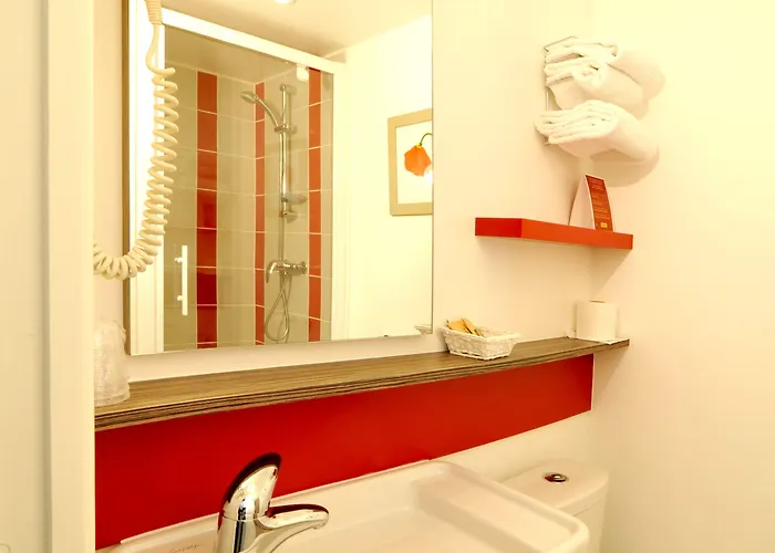 Sure By Western Nantes