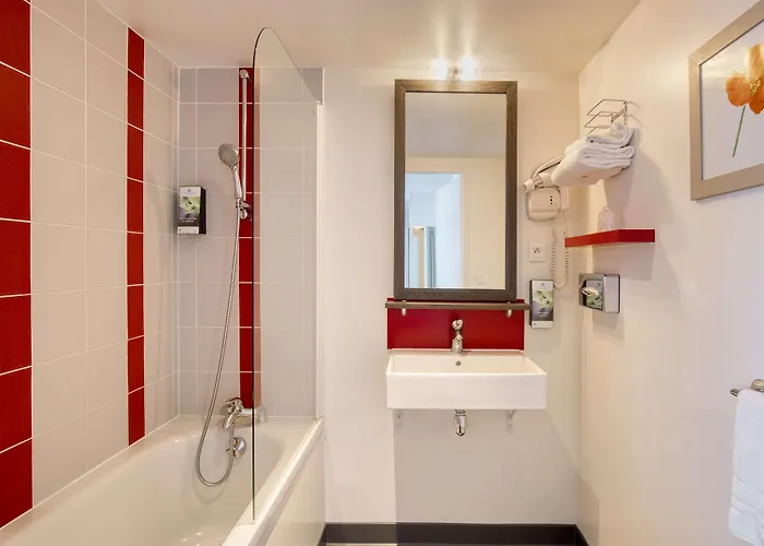 Hotel Sure By Western Nantes